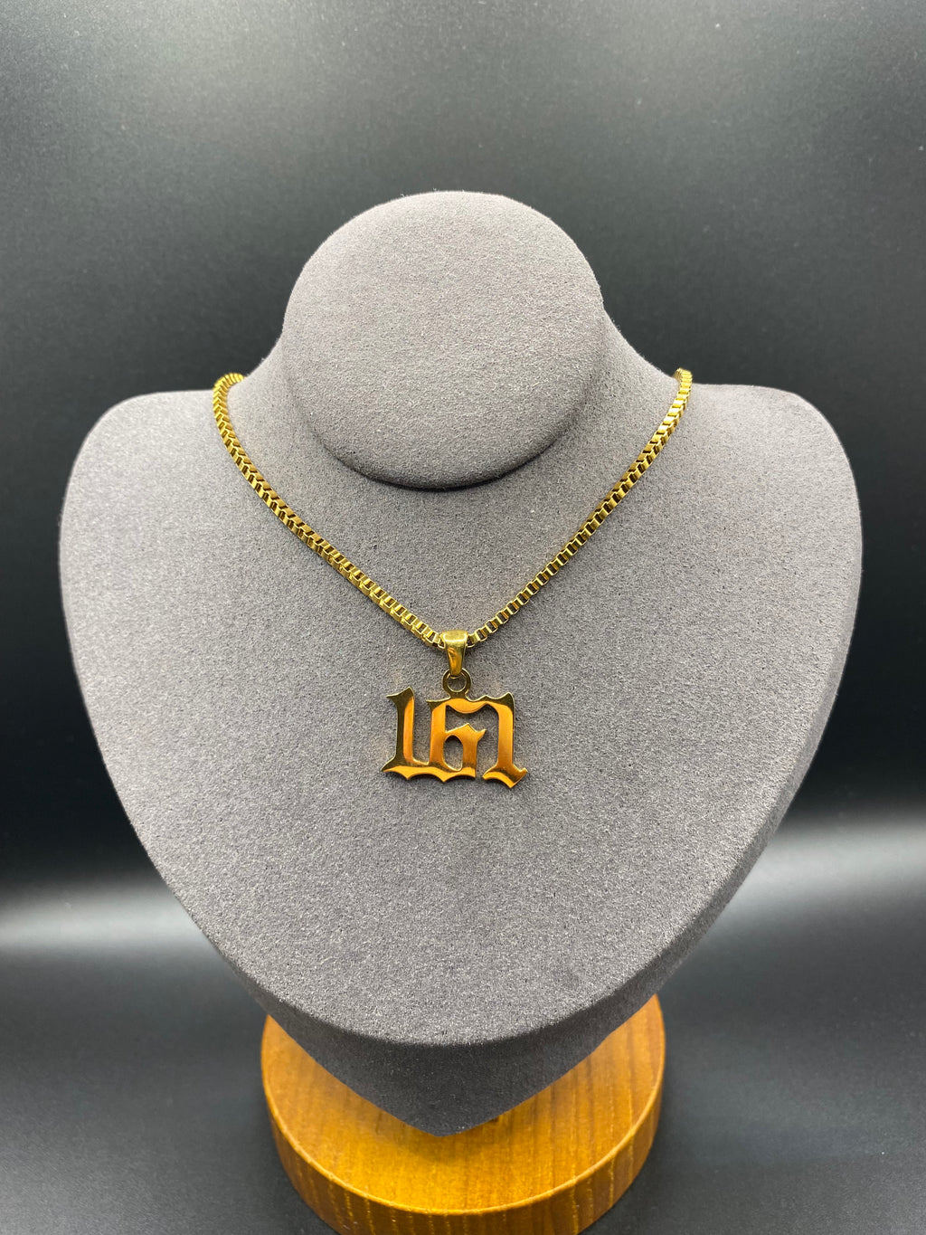 161 - Antifaschistische Halskette