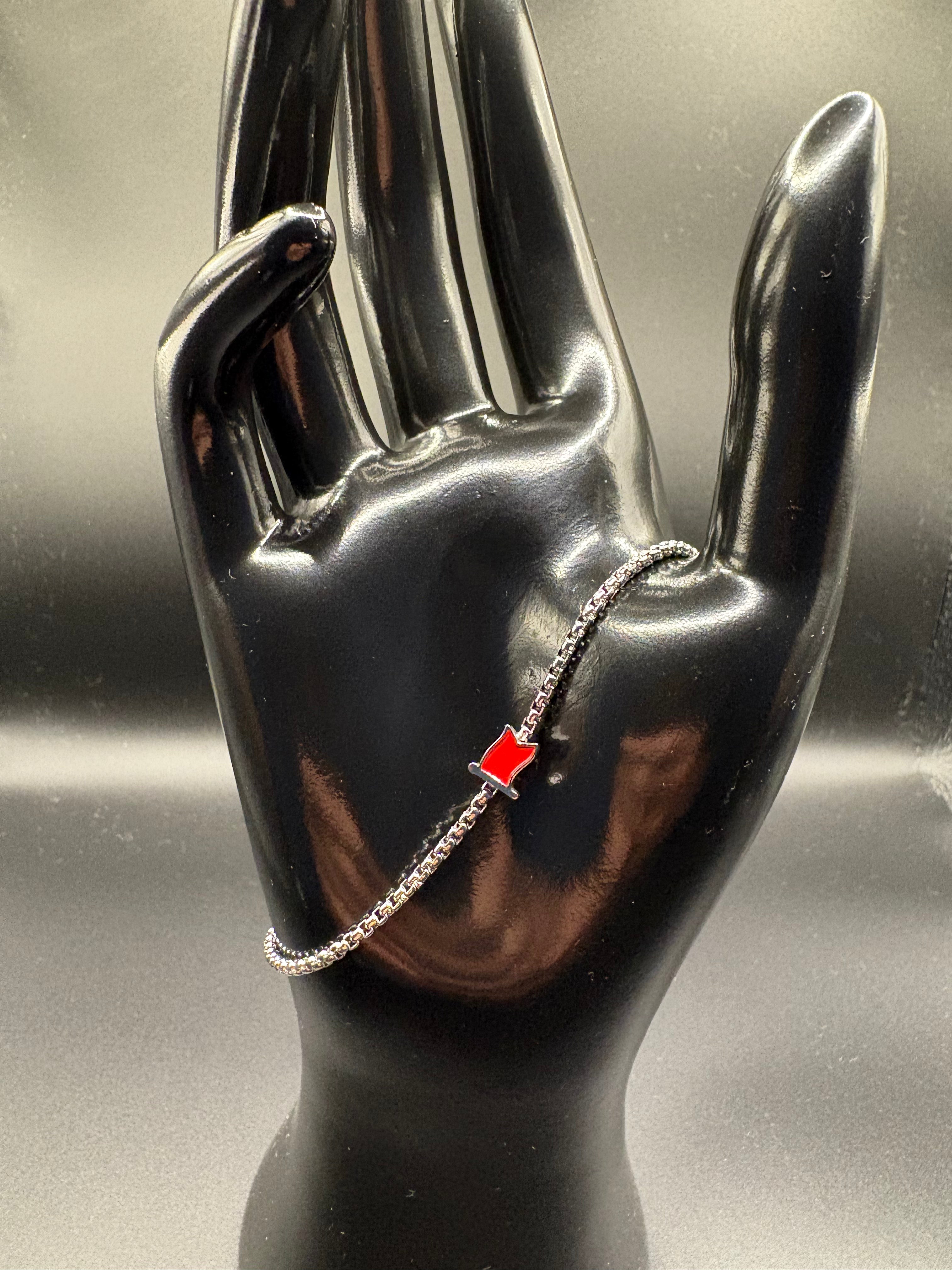 Kostenloses Geschenk Redflag Armkette